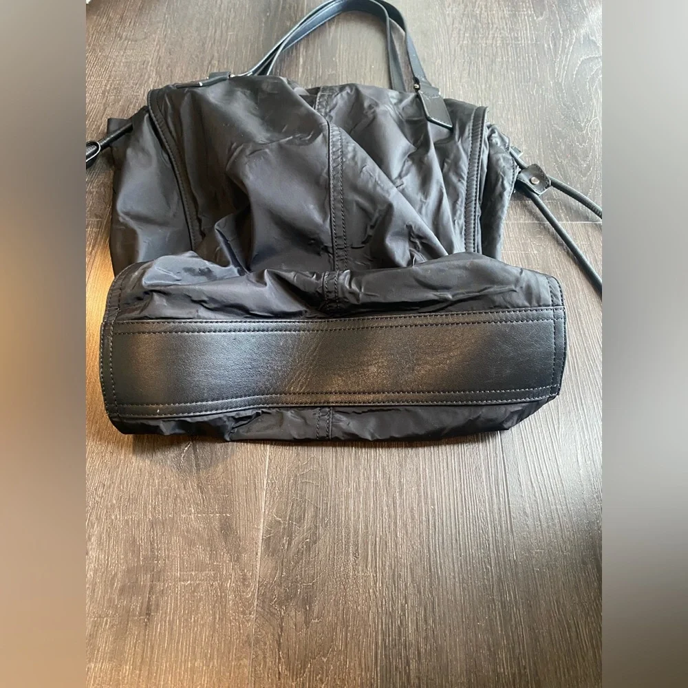 Burberry authentic buckleigh